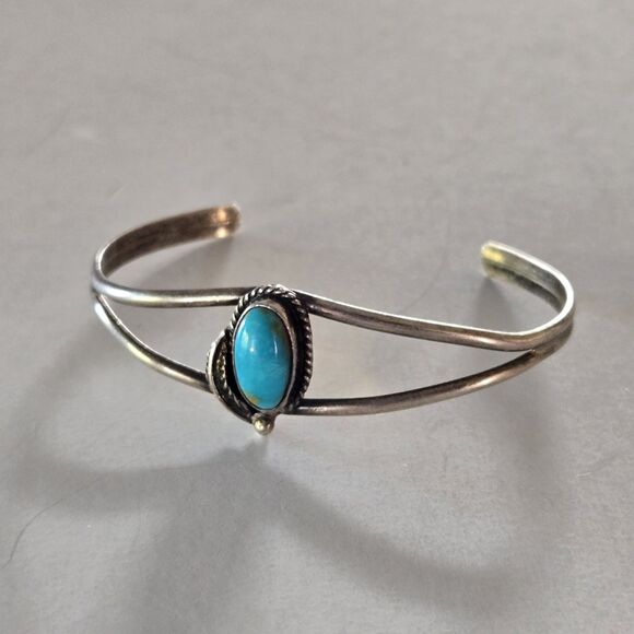 Vtg Natural Turquoise Leaf Old Pawn Cuff Bracelet Sterling Handmade Southwestern - Picture 6 of 11